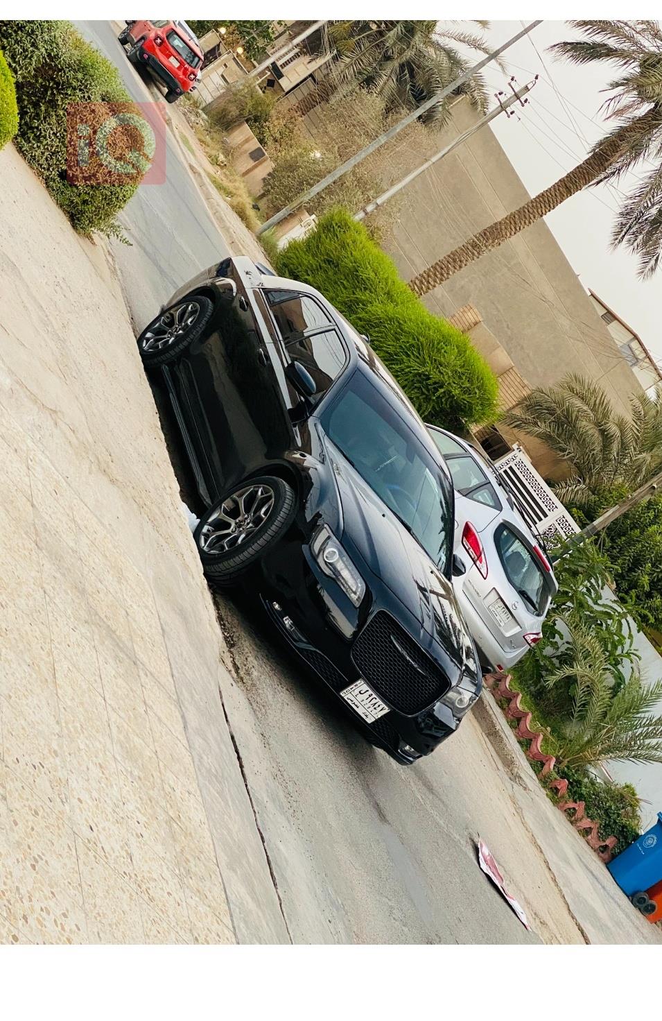 كرايسلر 300